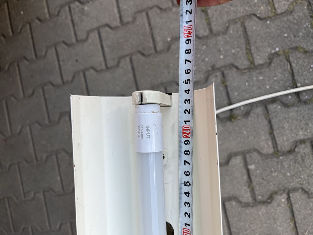 Oprawa podwieszana sufitowa LED Lampa liniowa