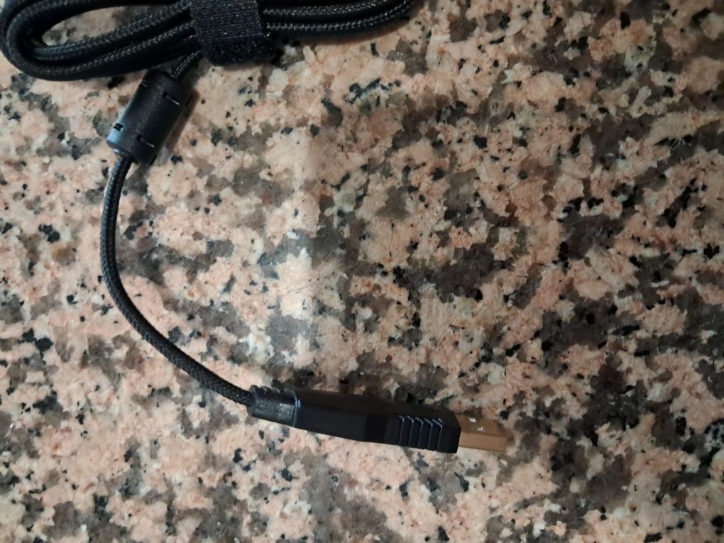 Rato T-Dagger com fio