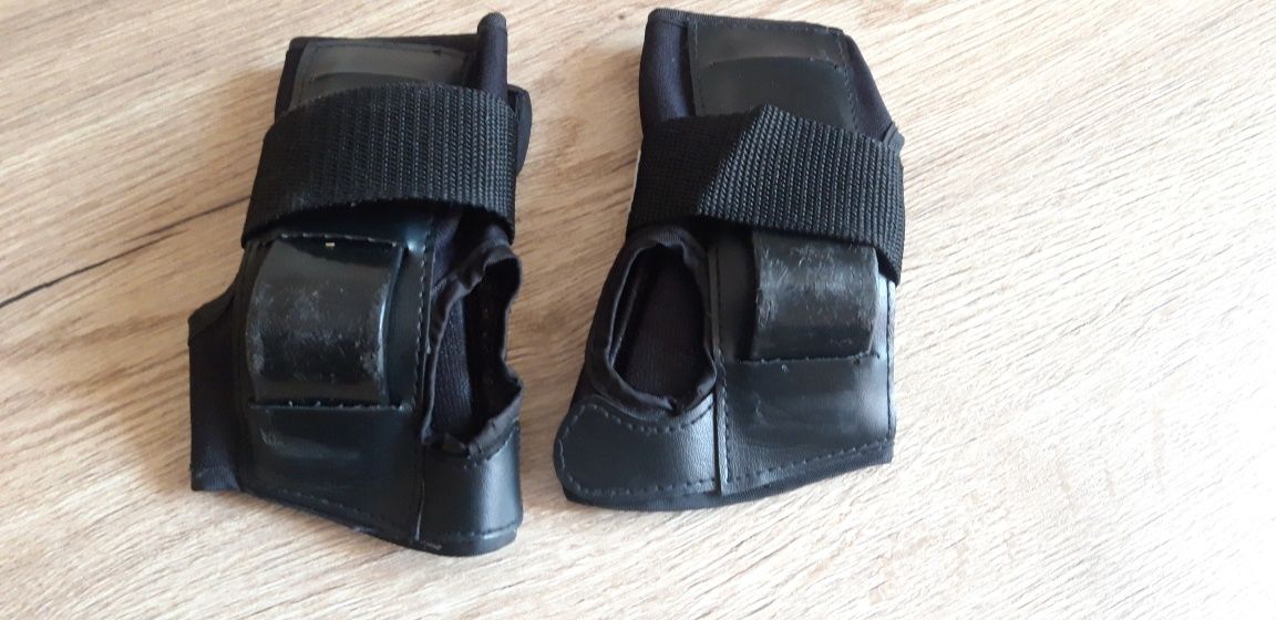 Ochraniacze na nadgarstki rozmiar M