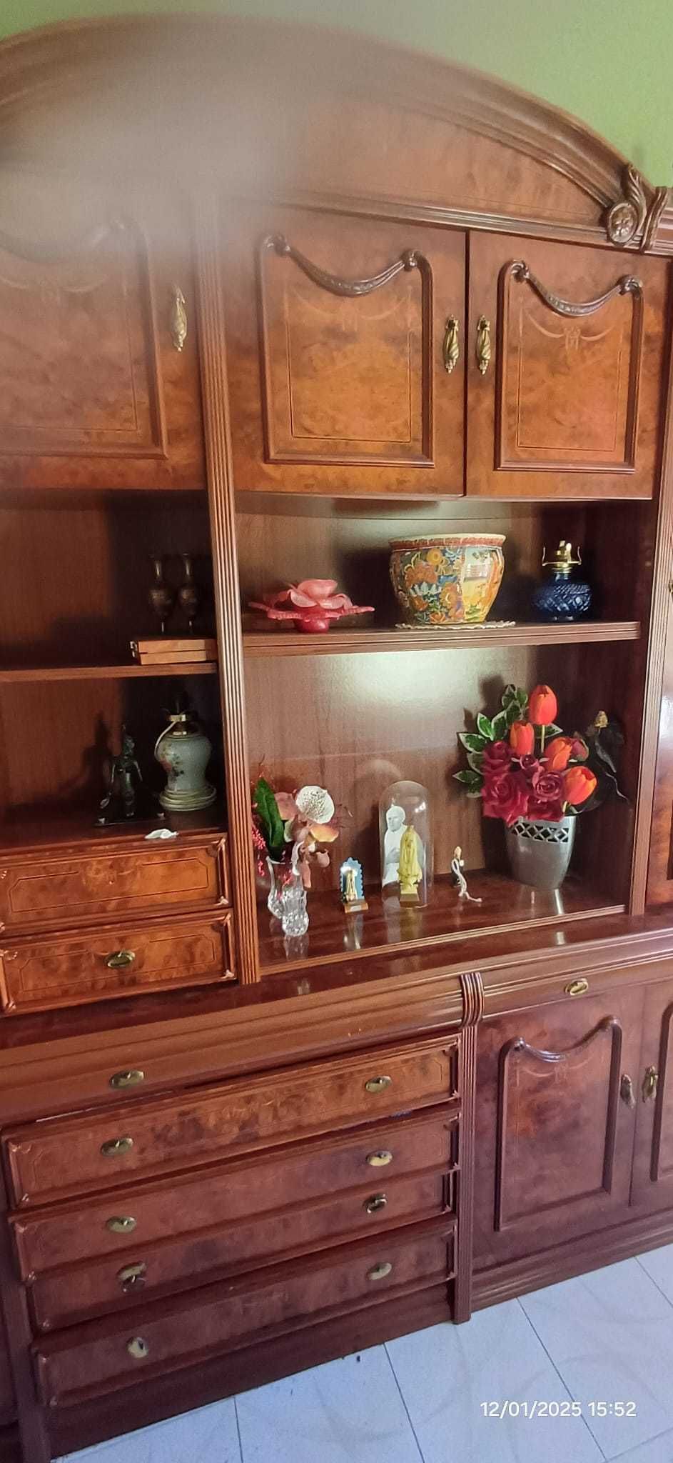 Móvel de Sala/ Louceiro
