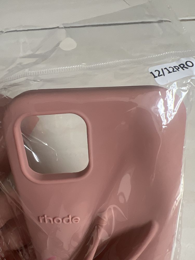 Nowe etui na iphon 12/12 pro z blyszczykiem