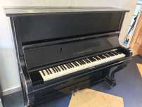 Pianino C.J. Quandt Berlin