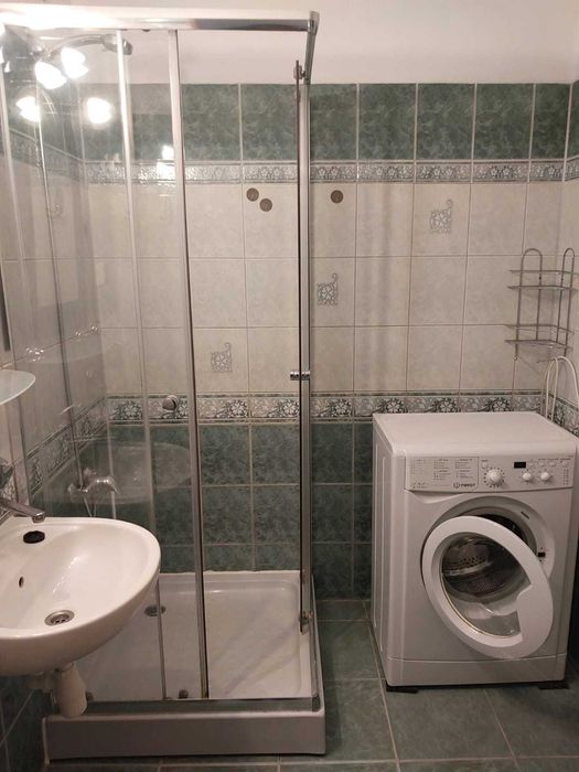 Wynajmę 2 pokojowe mieszkanie