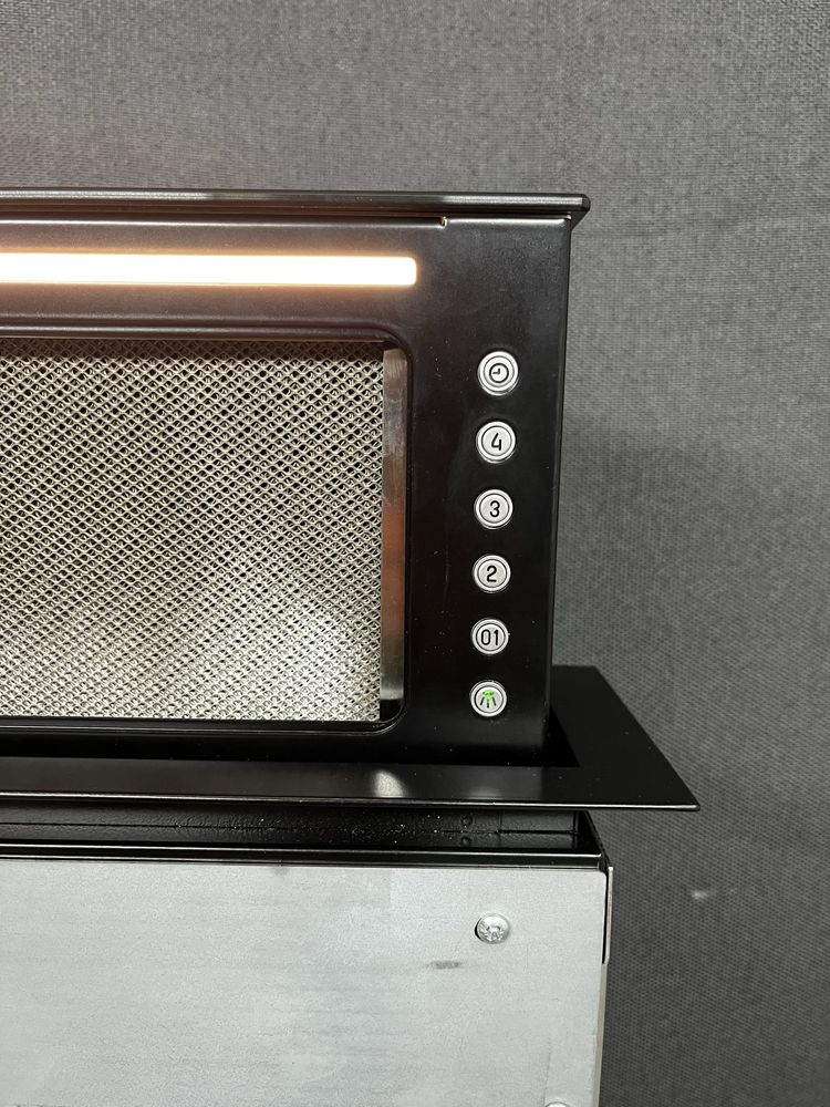 Настільна витяжка Witt Push 90B шириною 81 (см)