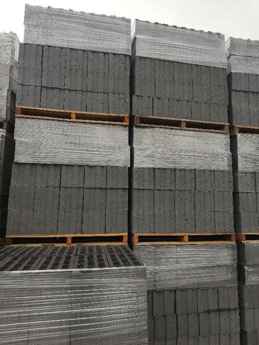 Pustak żużlowy alfa. 49cm/24cm/24cm