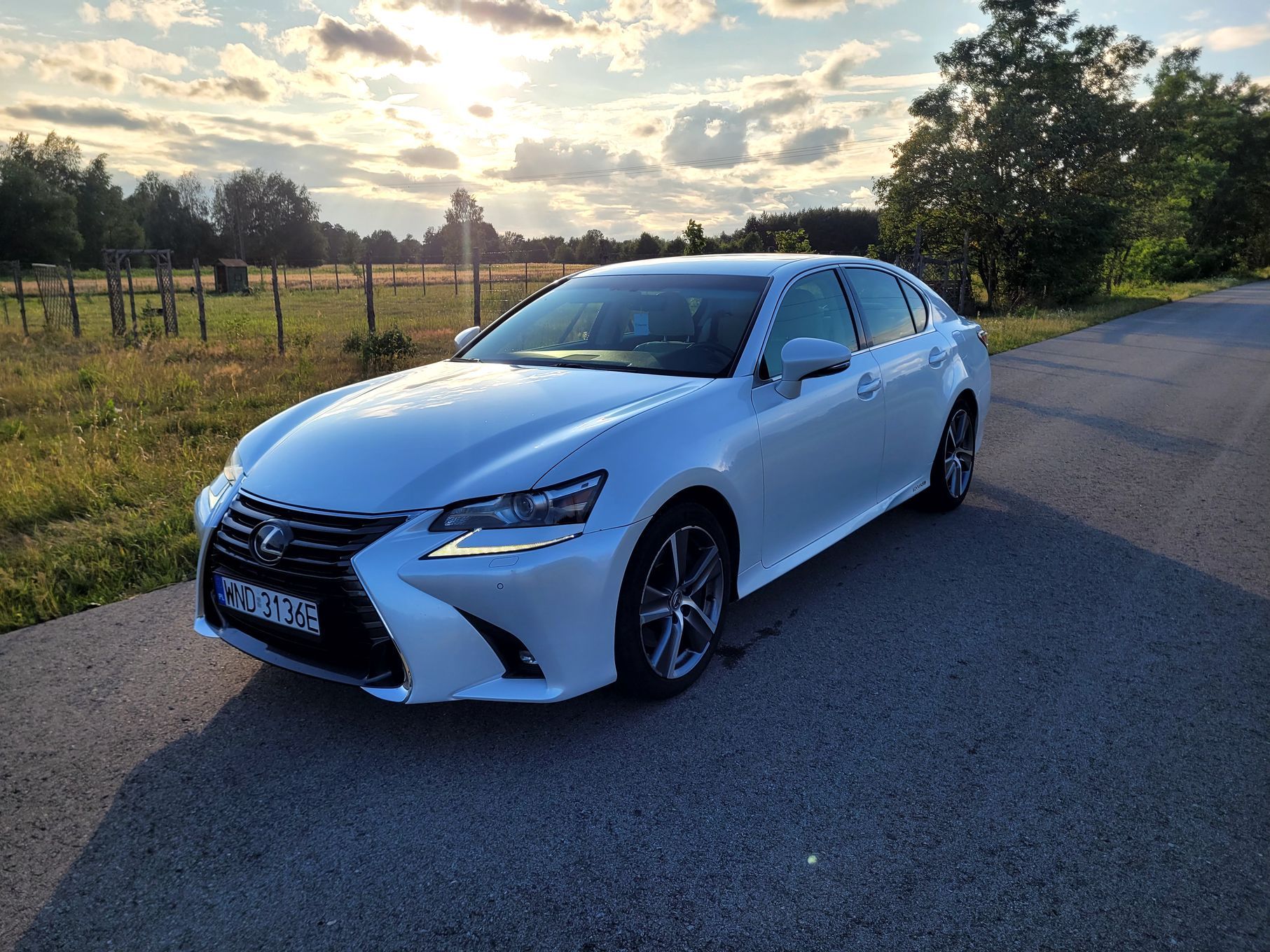 Lexus GS Lexus gs 300h, hybryda, 223km