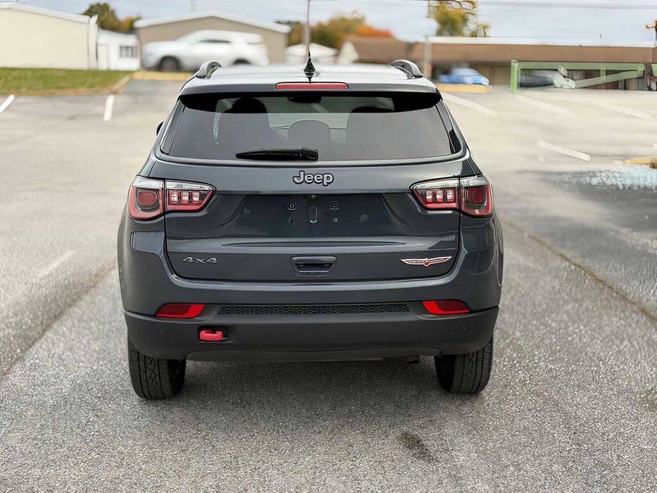 Jeep Compass      2017