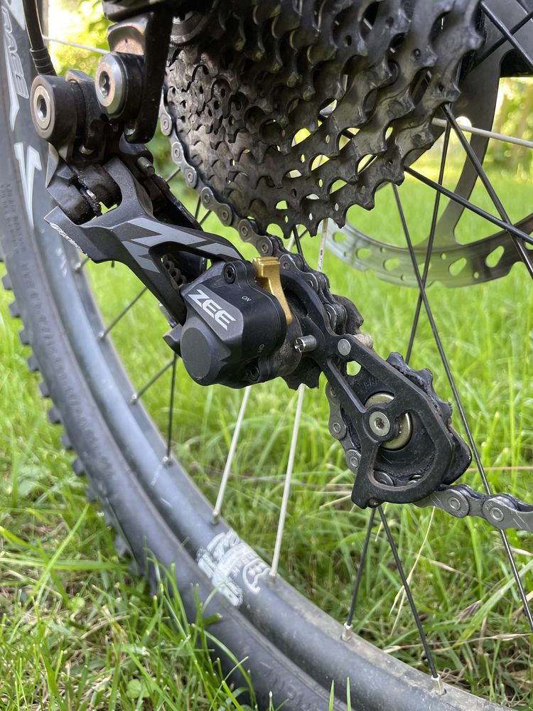 Giant Glory - DH full, dirt, freeride, enduro