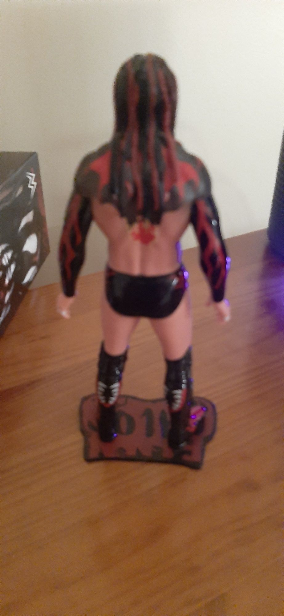 Figura/boneco Wwe-wrestling Finn Balor na caixa