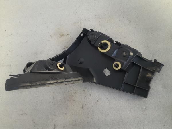 Guia de pára-choques trás direita RENAULT Clio III (BR0/1, CR0/1)