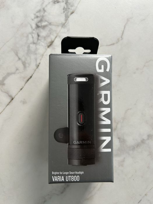 Inteligentny światło rowerowe Garmin Varia UT 800