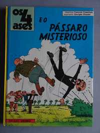 Livro Os 4 Ases e o Pássaro Misterioso (capa dura)