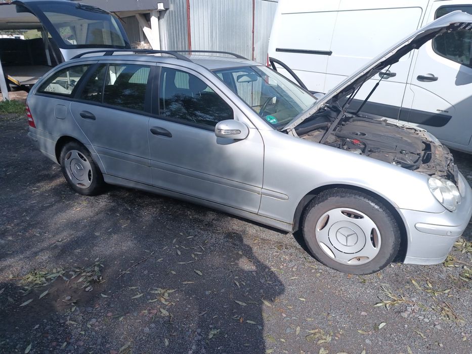 W203 шрот, запчастини Цешка, рестайл 2.2,2.7 автошрот