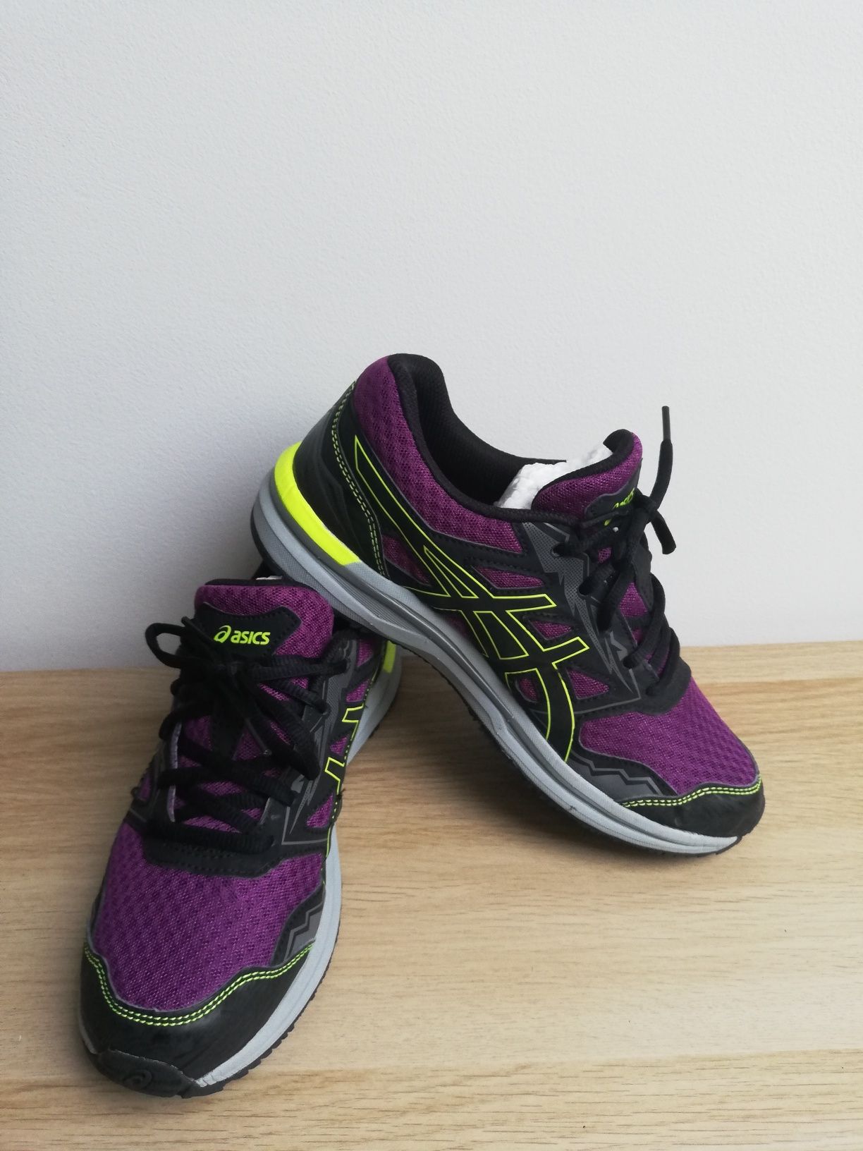 Buty sportowe Asics,rozmiar 37,5