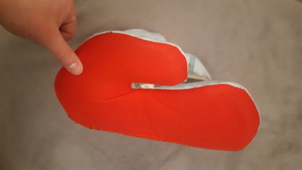 Podstawka samochodowa dla dziecka