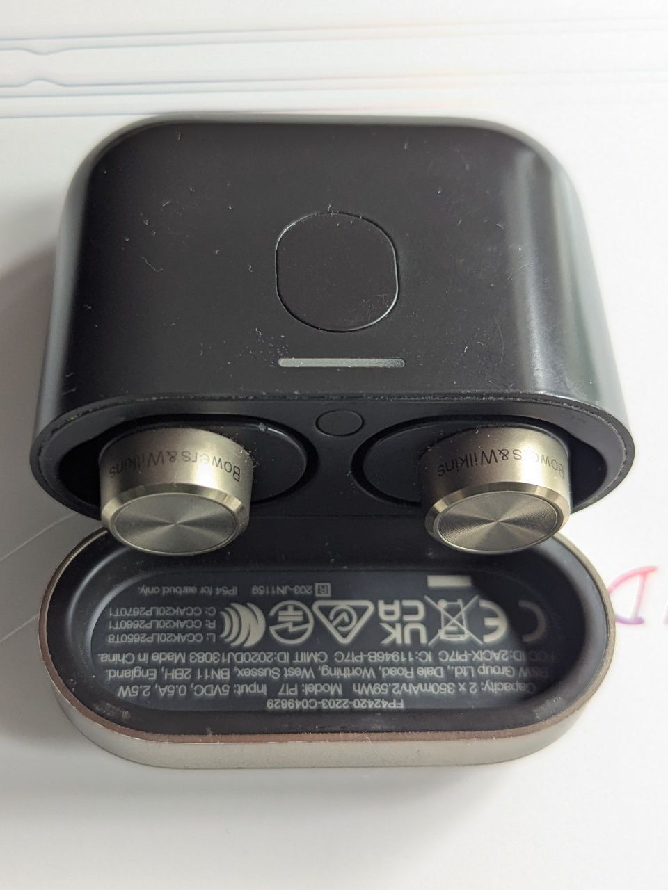 Bowers & Wilkins PI 7