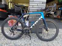 Trek Emonda SL 5 disc, jak nowy 100km przebiegu.