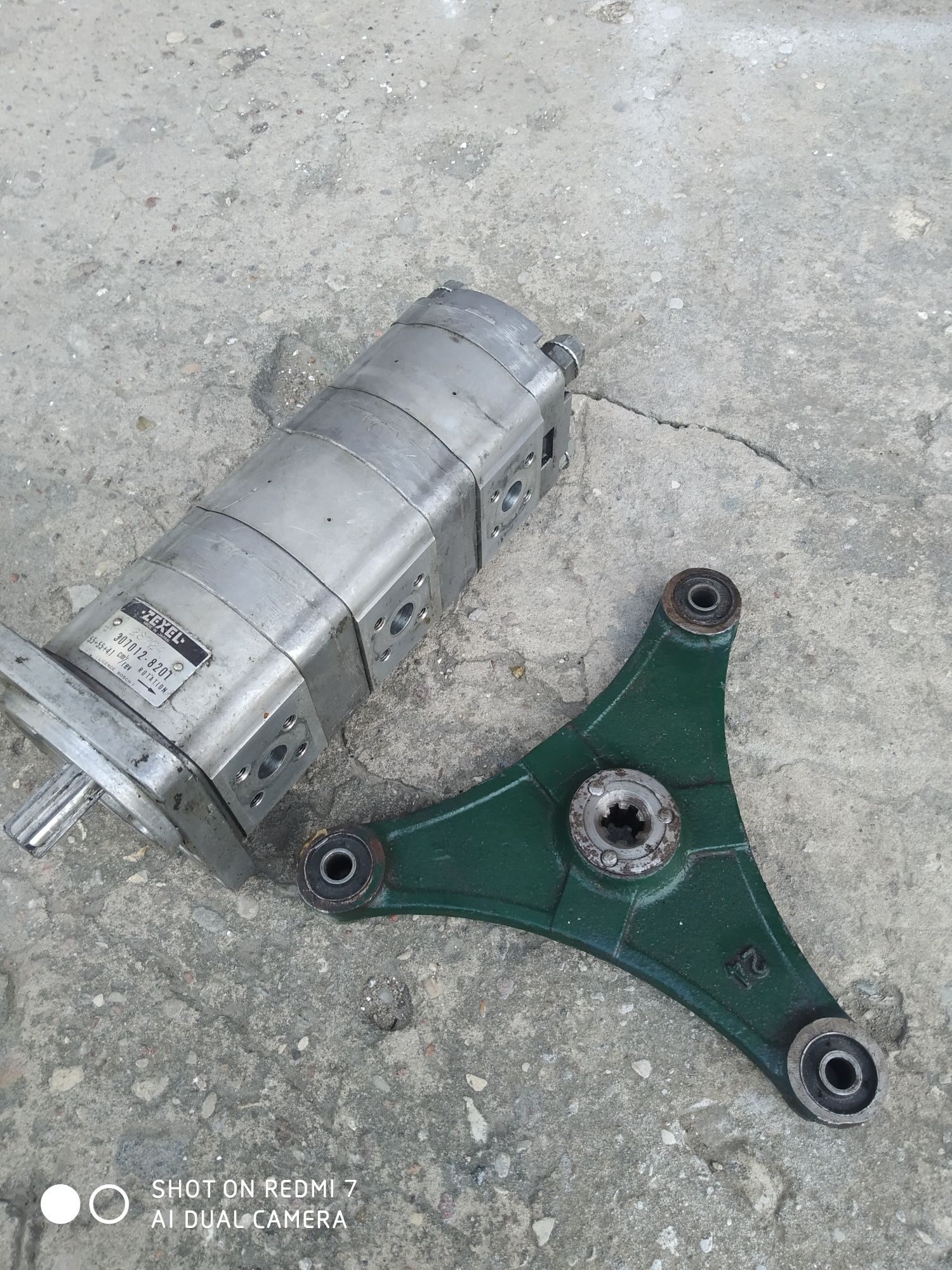 Pompa hydrauliczna Kubota KX 41 CK 15 D1105