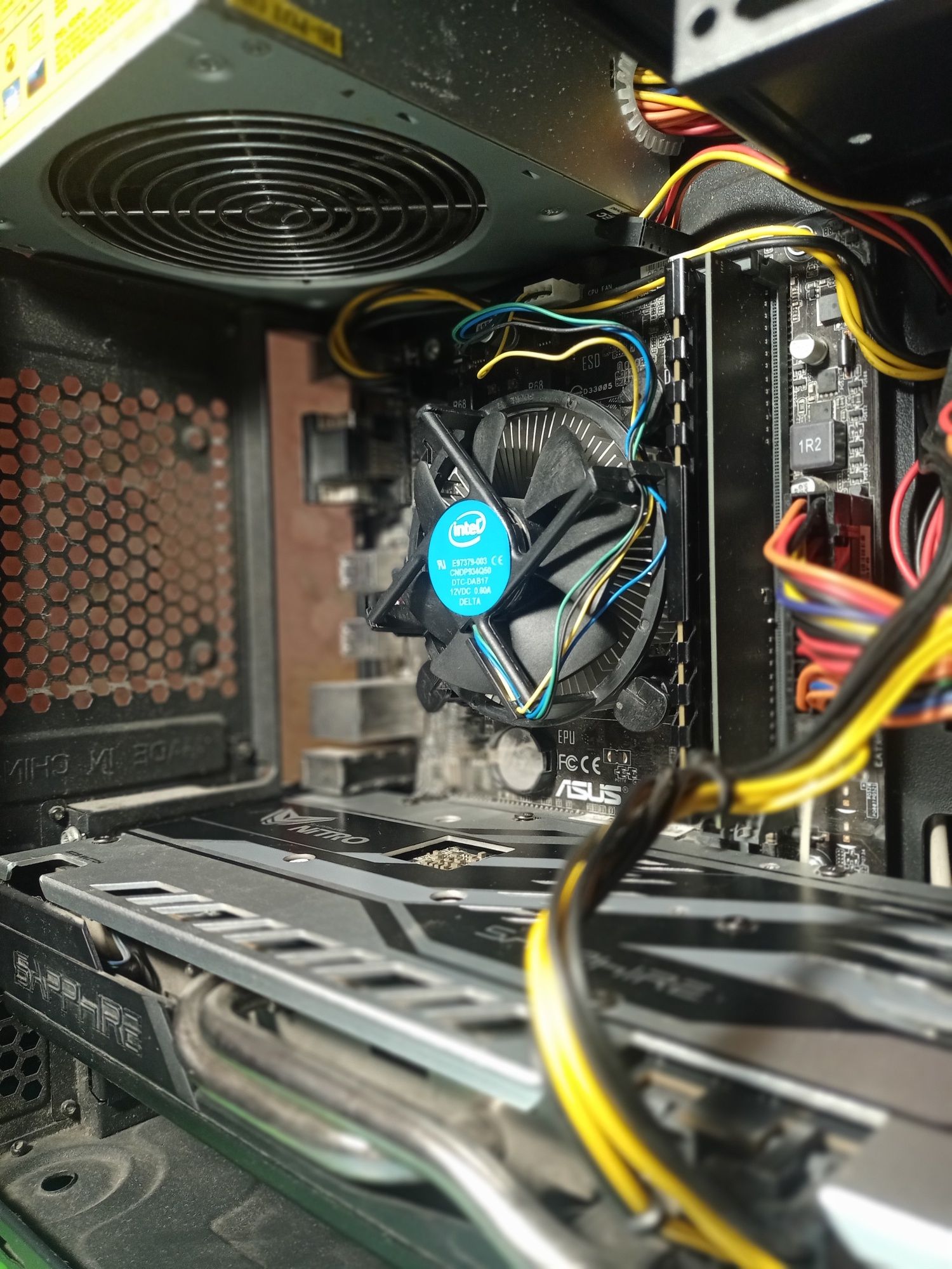 Игровой ПК! I5 7400/16DDR4/RX 570 4/SSD120