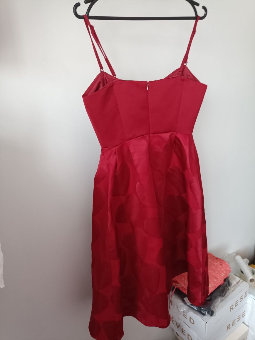 Mohito 36/38 S/M nowa czerwona rozkloszowana sukienka na ramiączkach