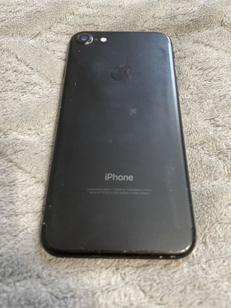 iPhone 7 128 на запчасти