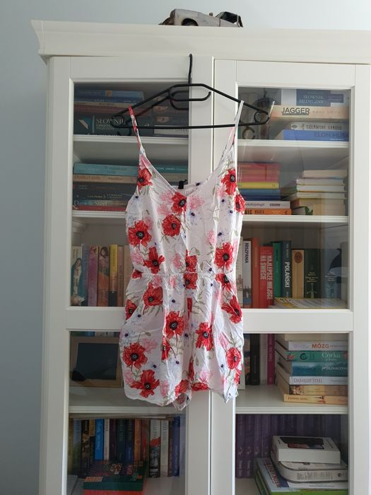 Biały krótki Kombinezon z Kwiatowym Wzorem h&m 36 wiskoza maki