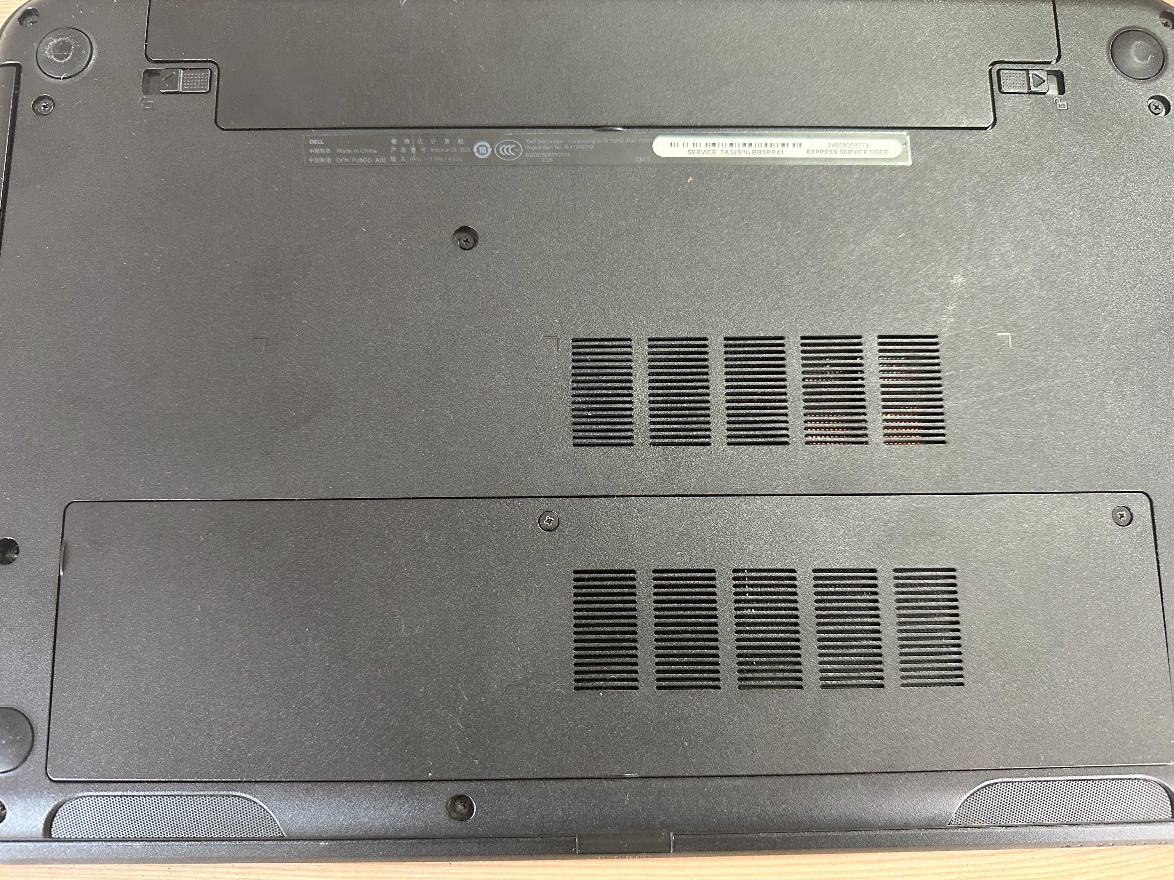 Ноутбук Dell Inspiron 3521 15.6 i3-3217U (1.8 ГГц) RAM 4 ГБ SSD 120 ГБ
