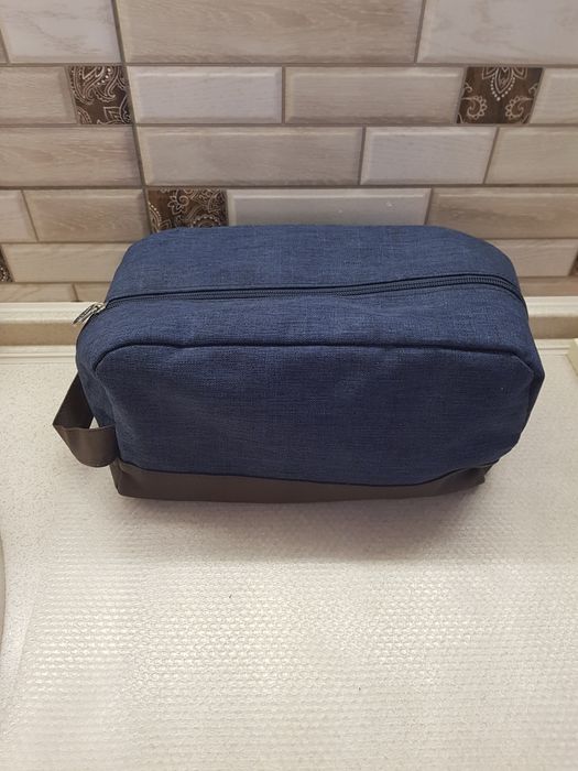 Дорожня чоловіча косметичка 25×13×15