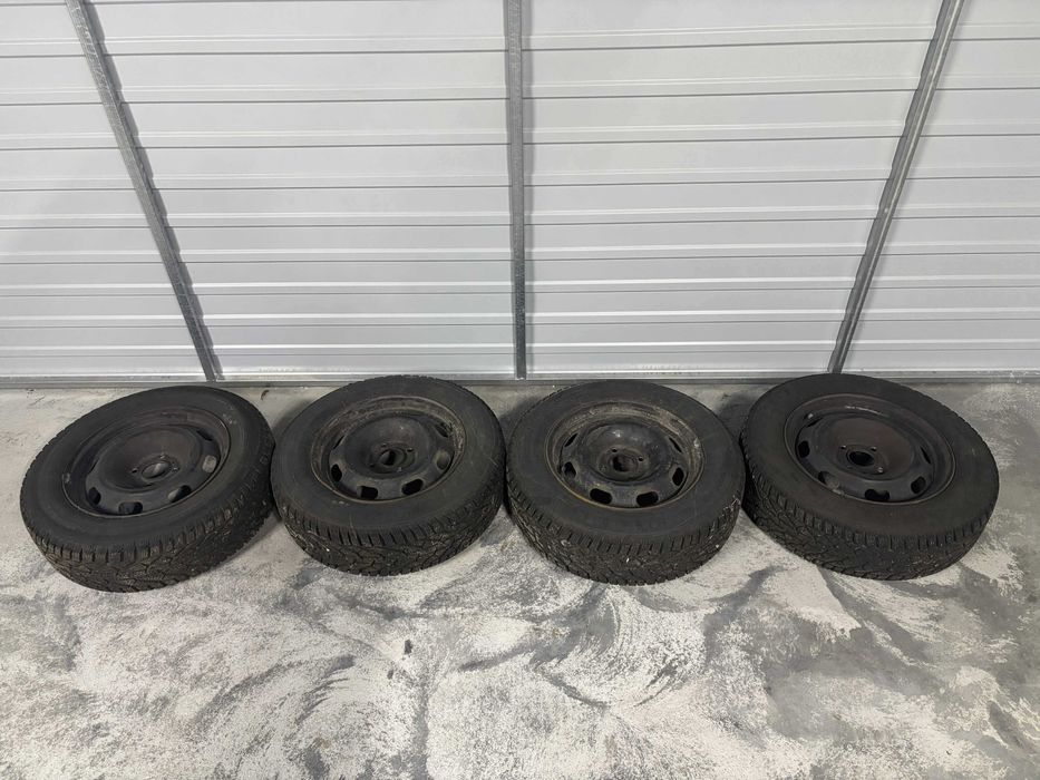 Felgi stalowe z oponami zimowymi(2024) 4x108 r15+zapas+szpilki+kołpaki