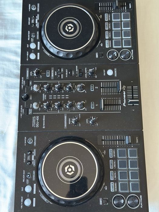 Controladora DDJ-400