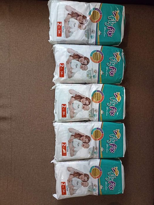 Памперси фірми FlyFix