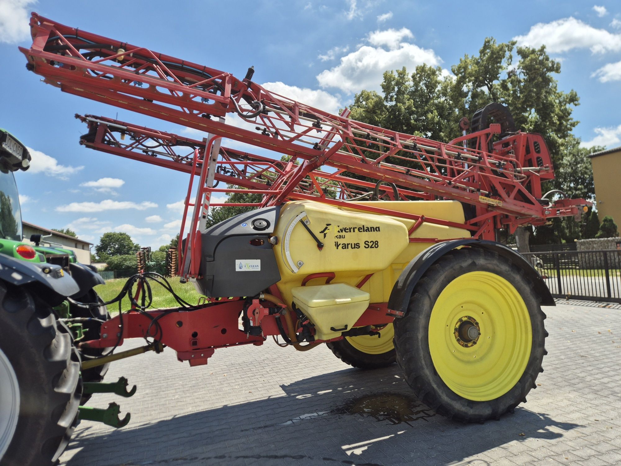 Kverneland Rau Ikarus S28 , 21m  3000l GPS pierwszy właściciel