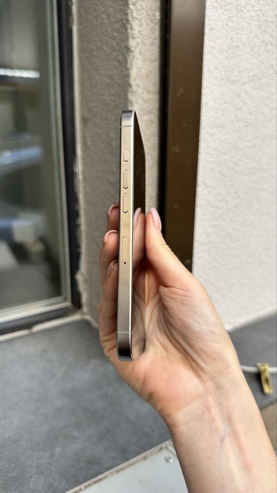 Used Apple iPhone 16 Pro 256Gb Natural Titanium 100% Neverlock