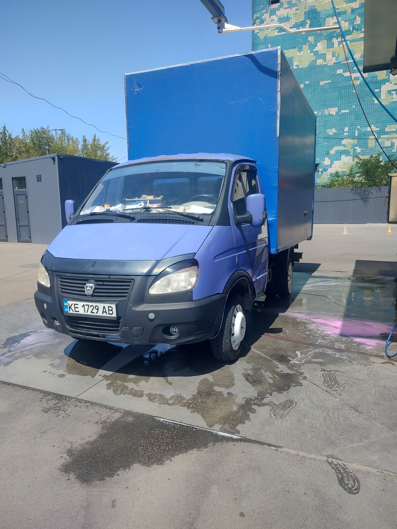 Газель.   фургон
