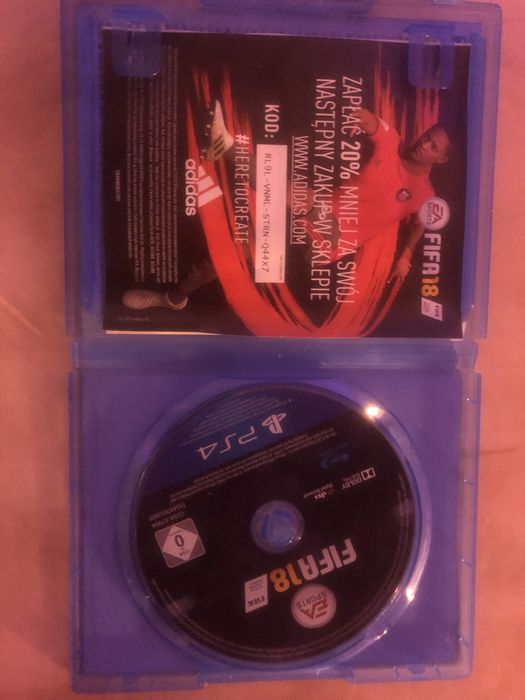 Witam mam na sprzedaz gre FIFA 18 na ps4