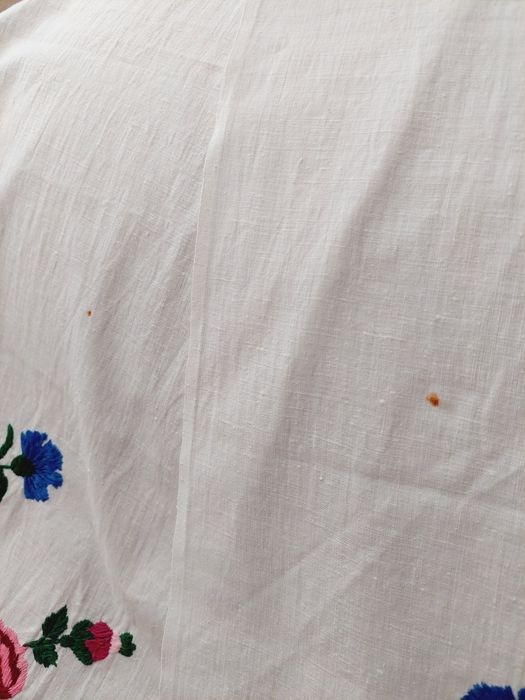 Рушник український з гарною ручною вишивкою