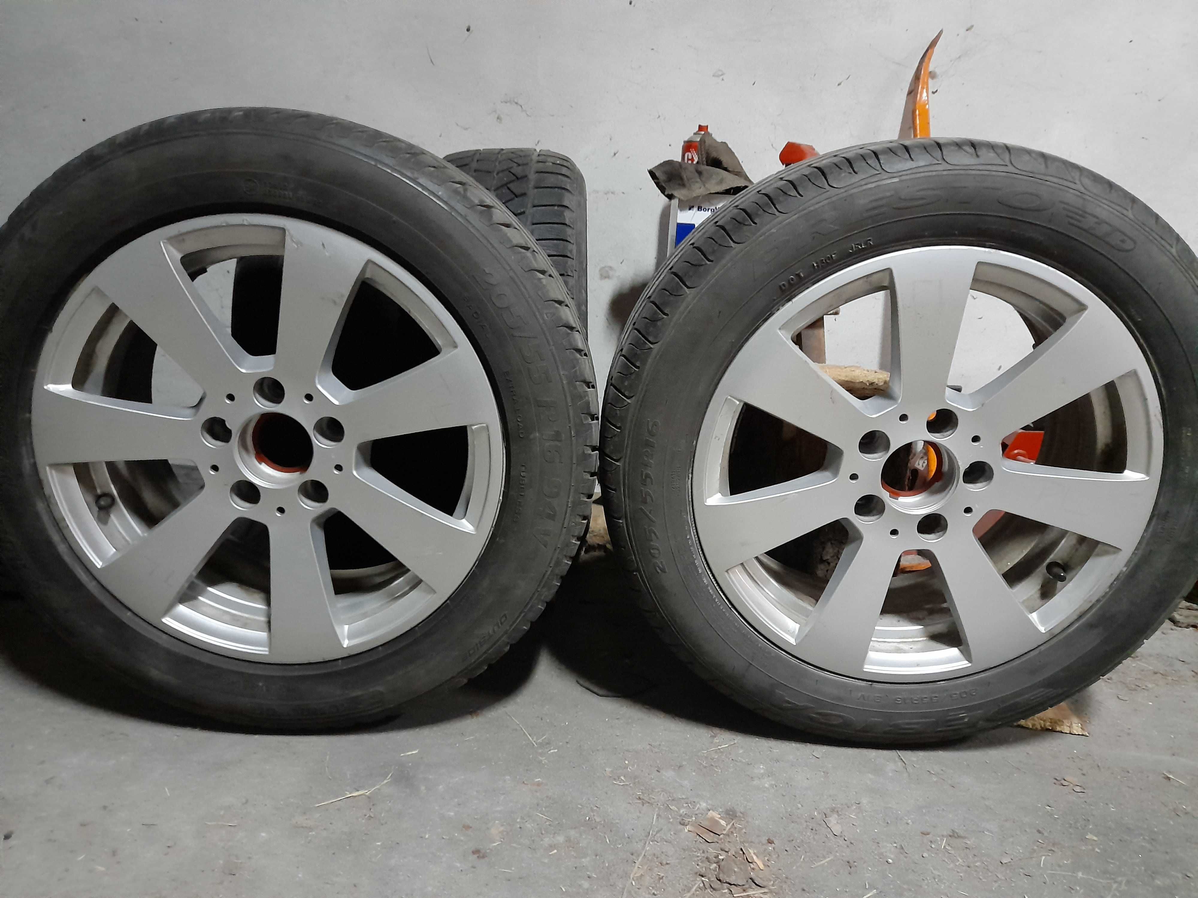 Sprzedam Alufelgi od Merca 16 cali wraz z oponami letnimi 205/55/R16.