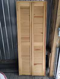 Drzwi drewniane do szafy/pawlacza