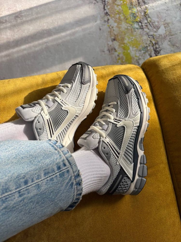 Nike Air Zoom Vomero 5 Grey Black