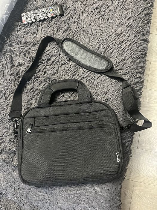 Сумка для ноутбуку, макбука , нетбука