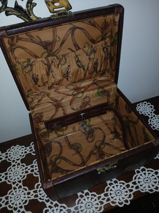 Necessaire vintage castanho