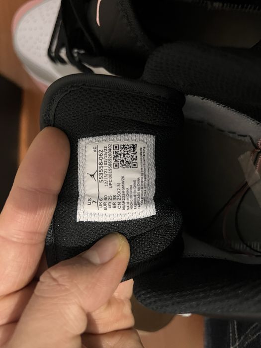 Jordan 1 low black gery pink