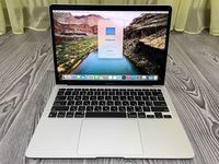 Macbook Air 13.3" Apple M1 8GB / 512GB макбук A2337 идеальное сост.