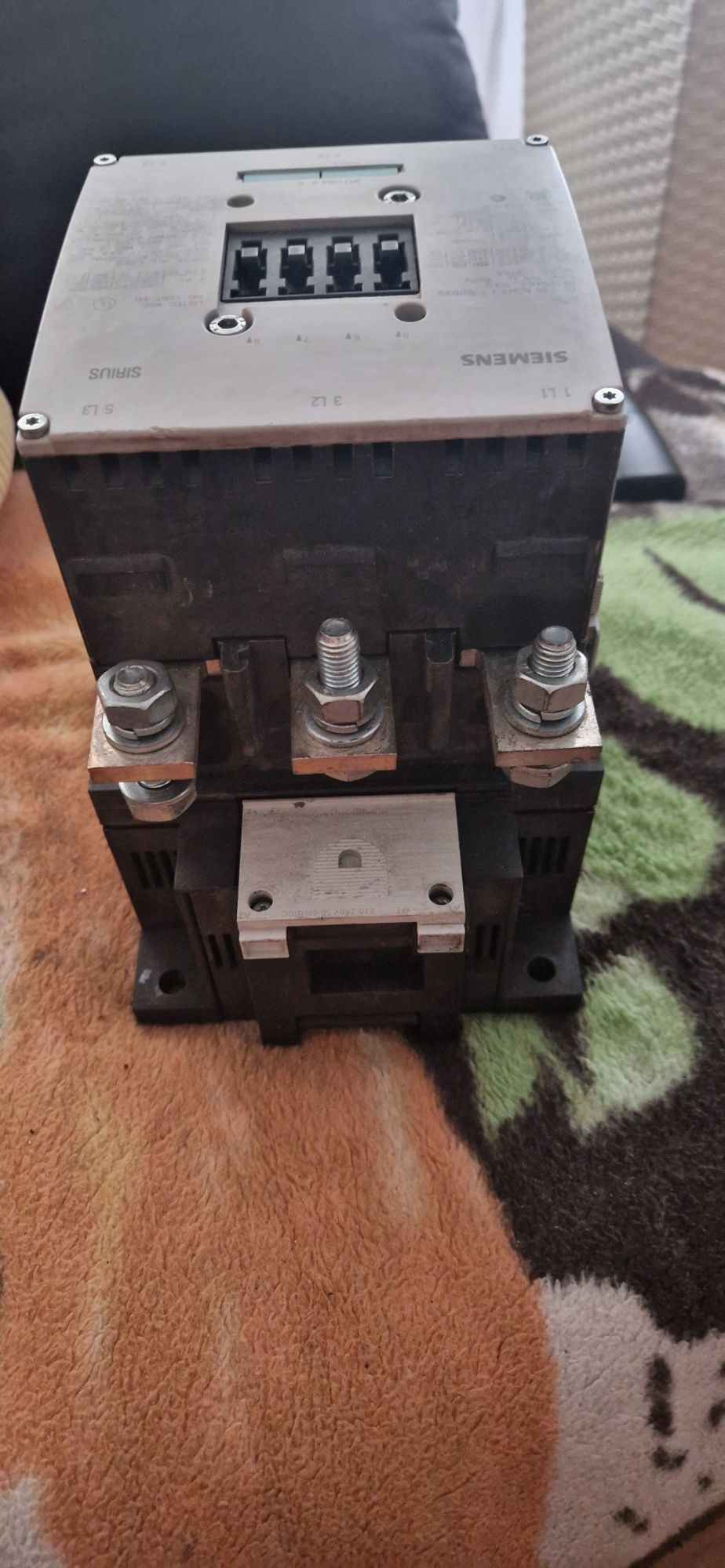 Stycznik mocy  SIEMENS 3RT1064-6..6 + 3RH1921-1DA11