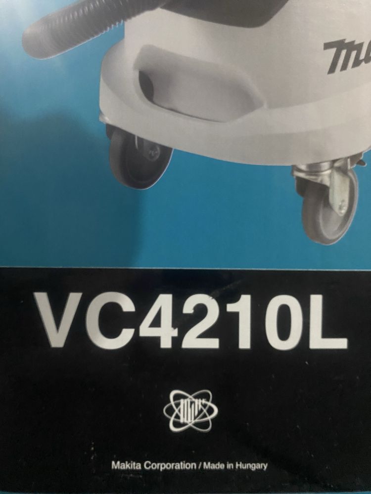 Пилосос Makita VC4210L призначений для сухого та вологого прибирання