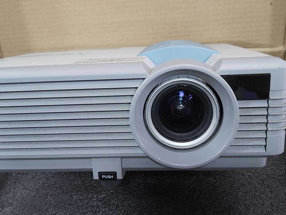 Проектор Mitsubishi SE2U