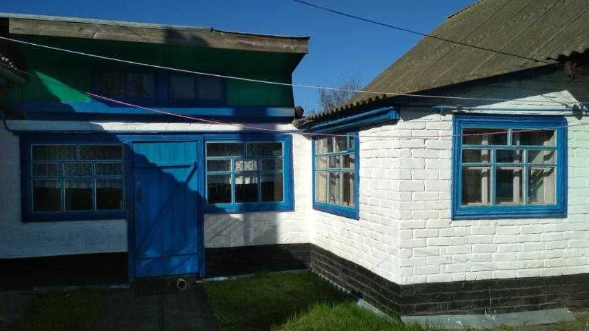 Будинок з господарськими будівлями с. Каленики, Полтавський район