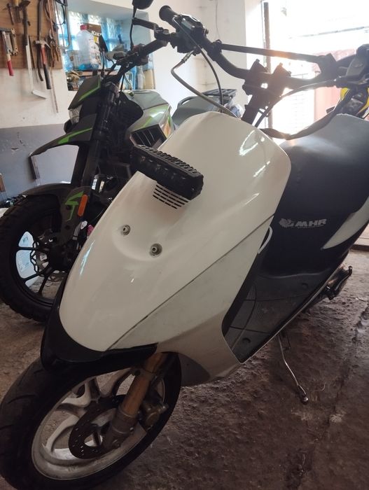 Suzuki zz inch up sport