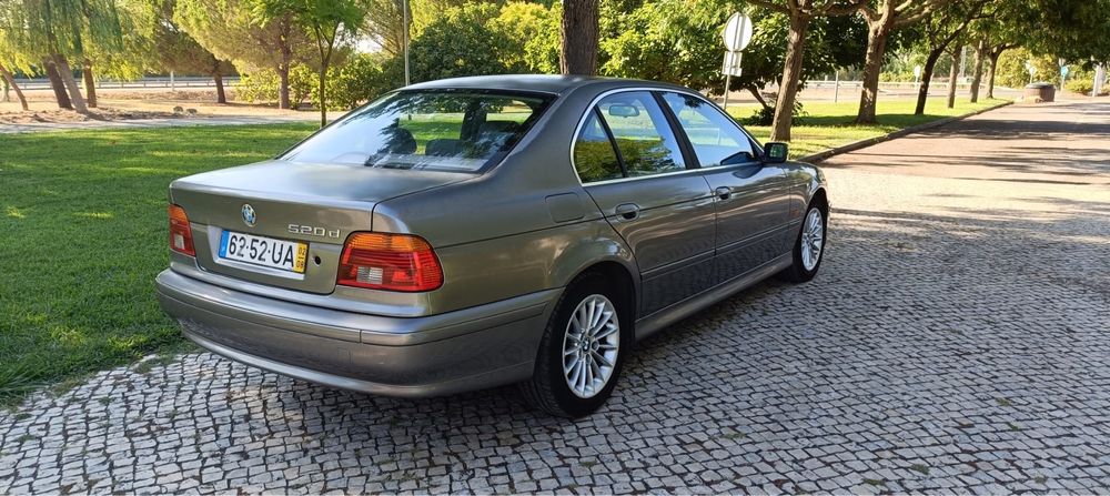 Bmw 520 d ano 2002 nacional com 209 mil kms reais matricula á vista