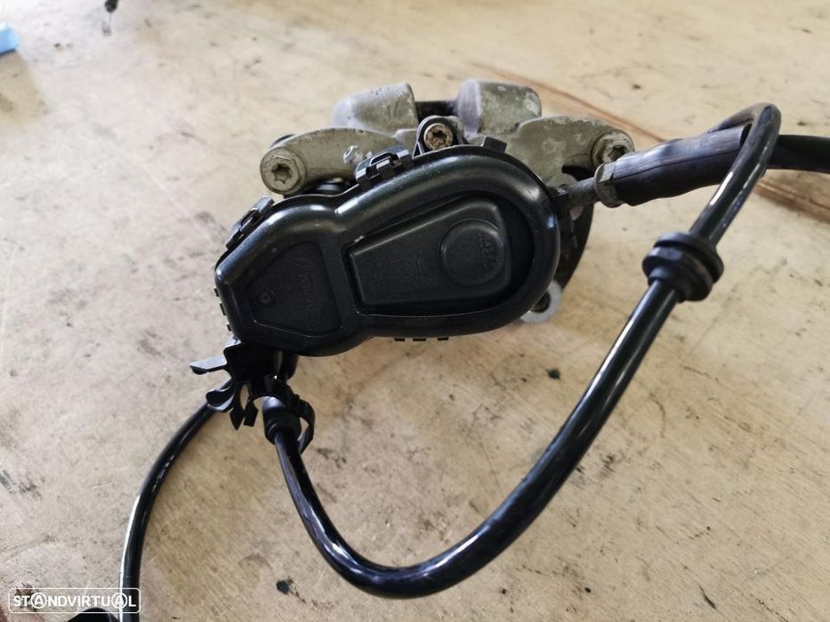 Pinça travão trás direita mercedes A180 A200 W176